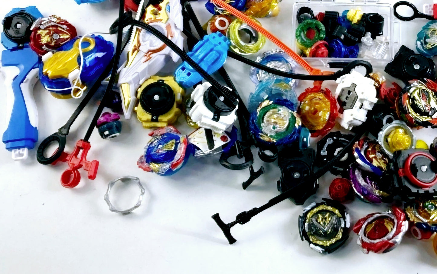 BeyBlade Burst Stadium & Metal Fight Authentic Lot Tomy/Hasbro Takara 50+pcs