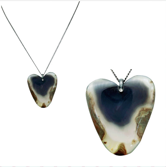 Beautiful *Sterling Silver & Agate Stone 21" Heart Necklace