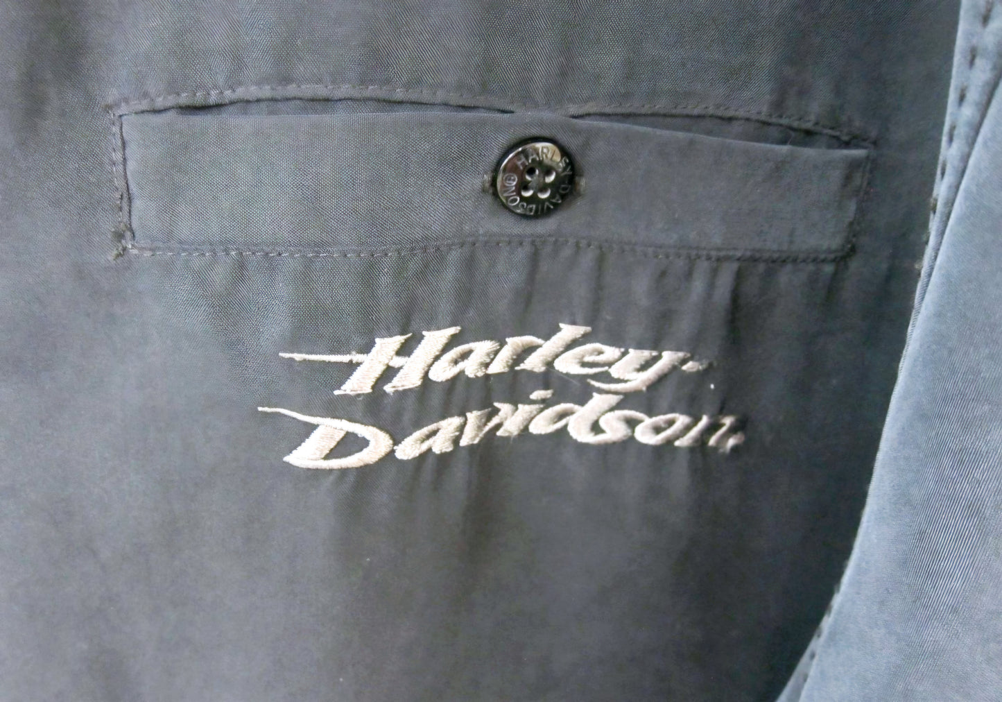 Harley-Davidson Dark Gray Embroidered Skull Motorcycle Men's Button-Up Shirt (XXL/2X)