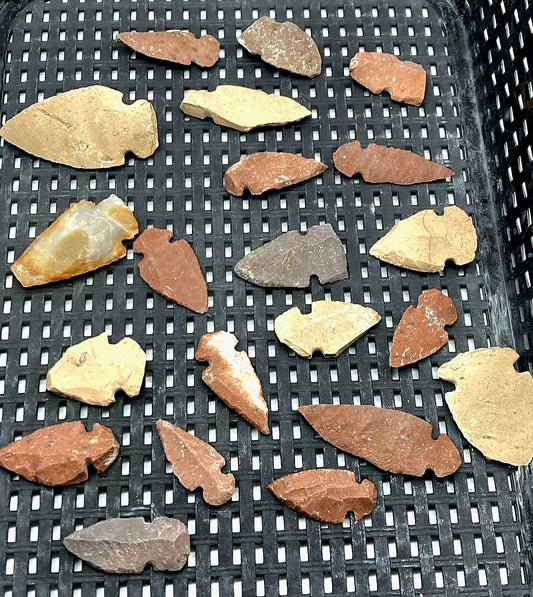 Great *Assortment of 21 Stone Arrowheads