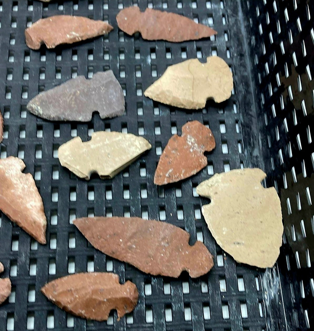 Great *Assortment of 21 Stone Arrowheads