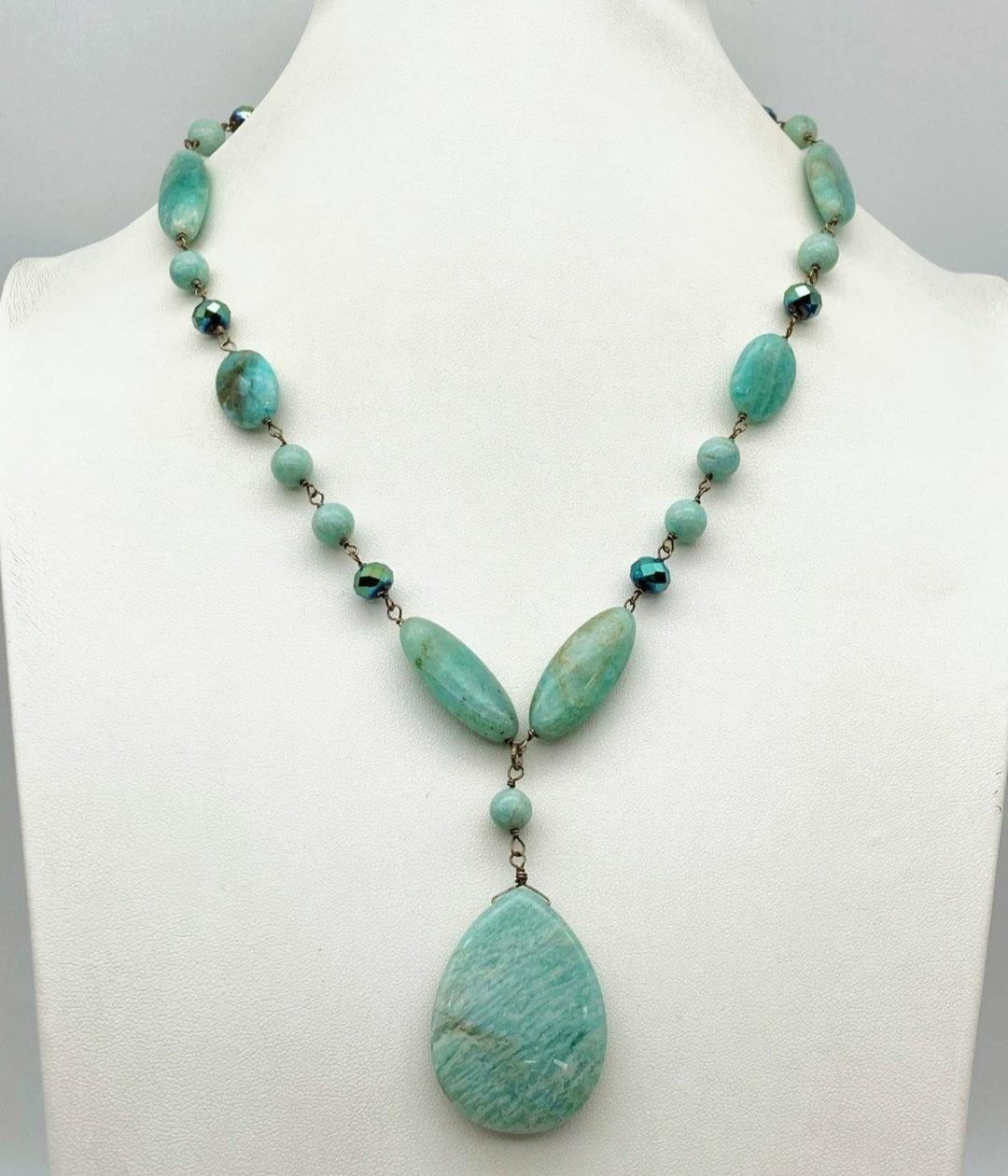 Beautiful *Peruvian Amazonite Beaded 13" Necklace w/ Polished Teardrop Pendant