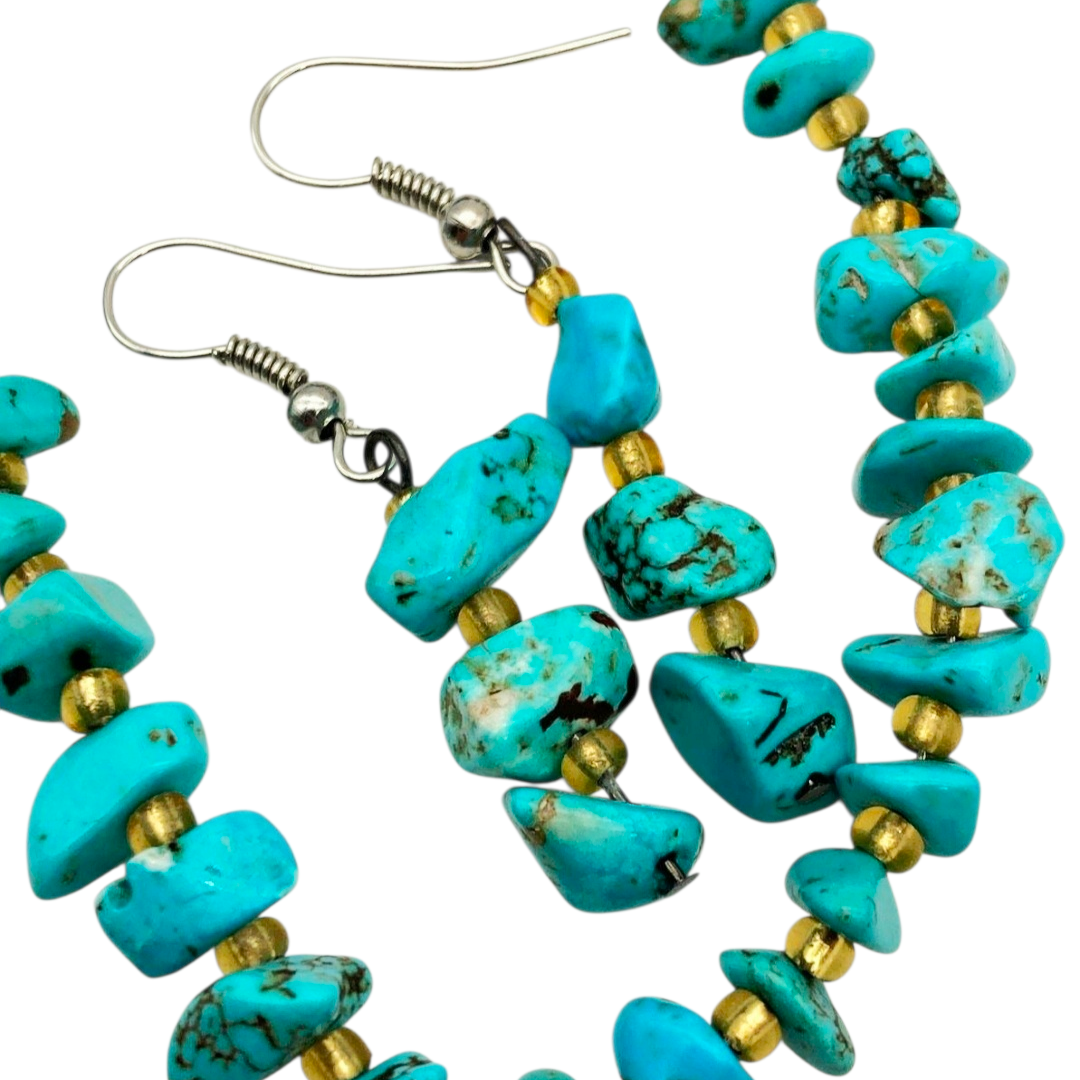 Beautiful *Turquoise Beaded 16" Necklace & Matching Earrings Jewelry Set