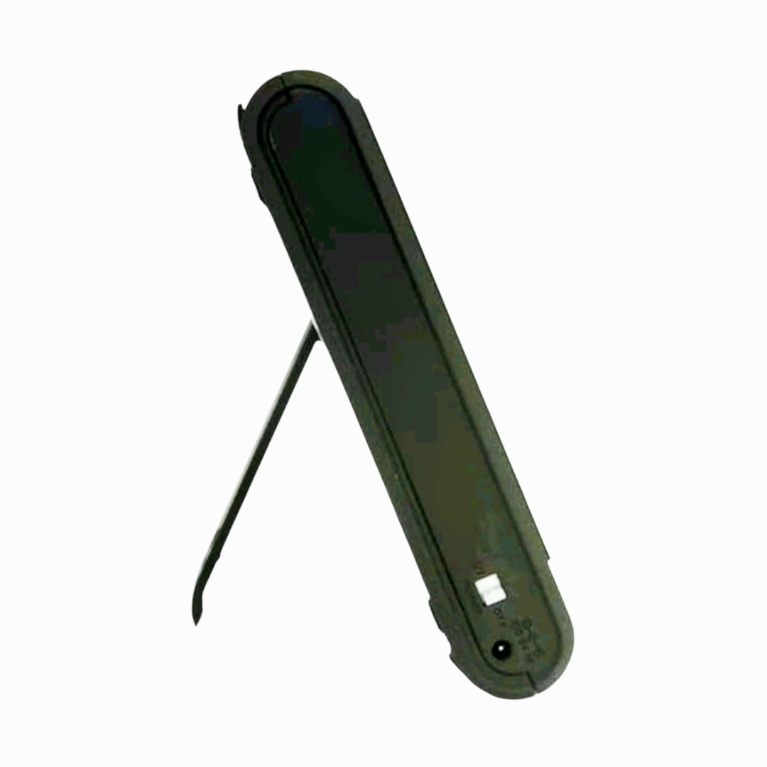 Nice *Digital Prism (ATSC-710) 7" Portable Handheld LCD TV w/ Remote, Bag, Charge Cables
