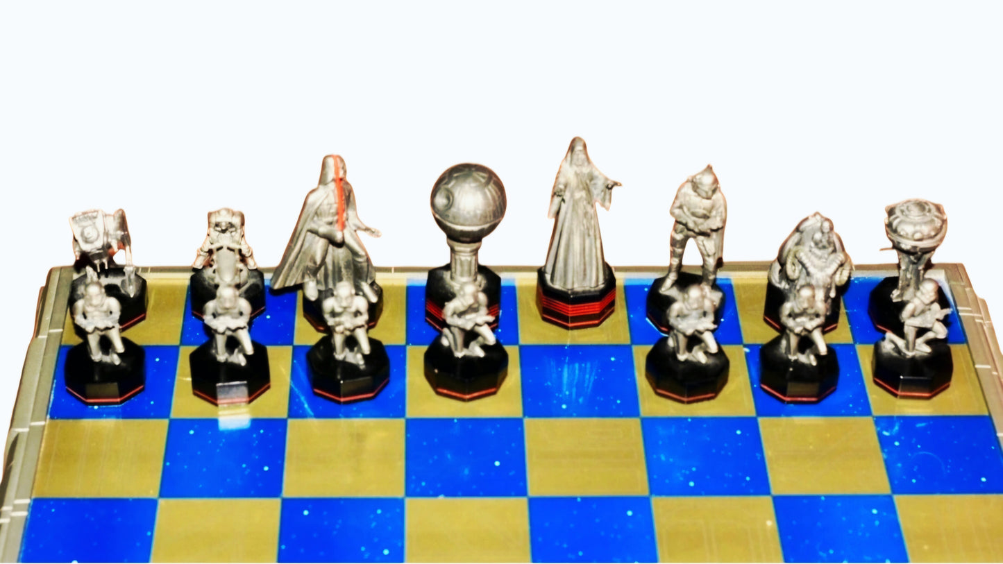 Rare *Danbury Mint "STAR WARS" Limited Edition Chess Set 32-Pewter Figs (1993)