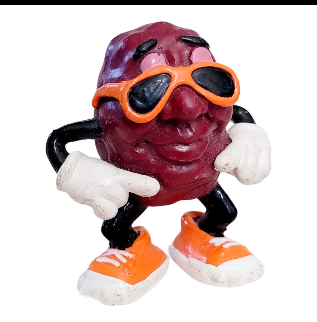 Lot of 7 *California Raisin Figures (1980s)