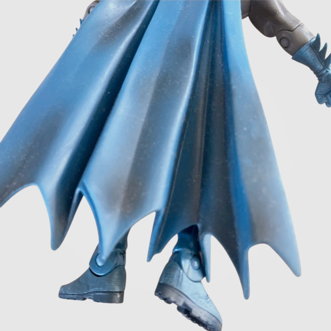 Mattel *DC Super Heroes Batman Action Figure 6" Loose Series 3 2006 Select Sculpt
