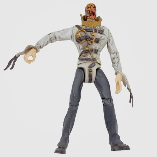2005 *Mattel Batman Begins 5" Scarecrow/Dr. Jonathan Crane Action Figure