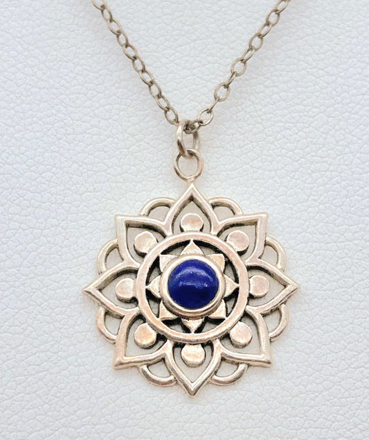 Vintage Sterling Silver Lapis Lazuli Lotus Mandala Pendant Necklace – Boho Chic