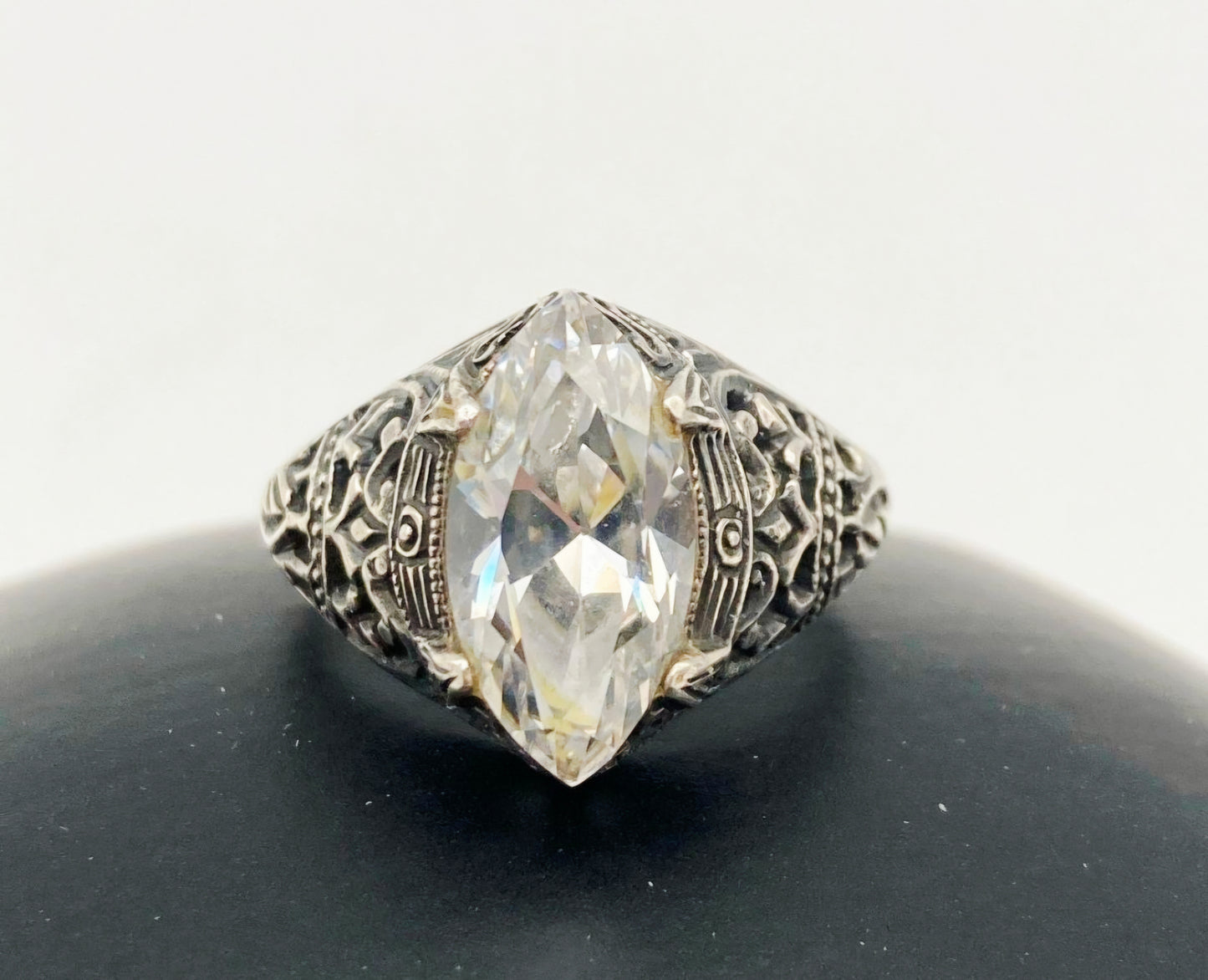 Vintage Art Deco Style Sterling Silver Cocktail Filigree Statement Ring w/ Clear Stone – Sz 7