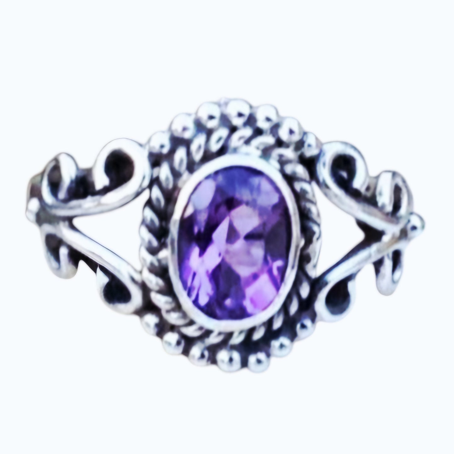 Dainty *Natural Purple Amethyst Ring: Sterling Silver Plated Oval Gemstone (sz 9)