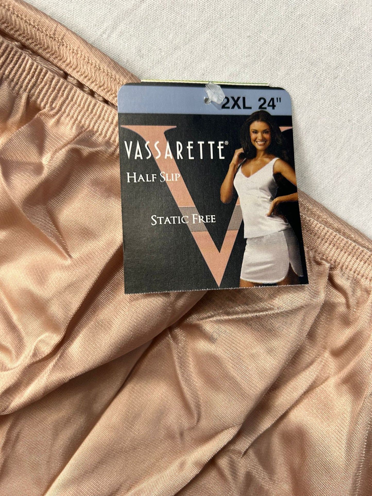 NWT *Vassarette Half Slip Beige (2XL/24")