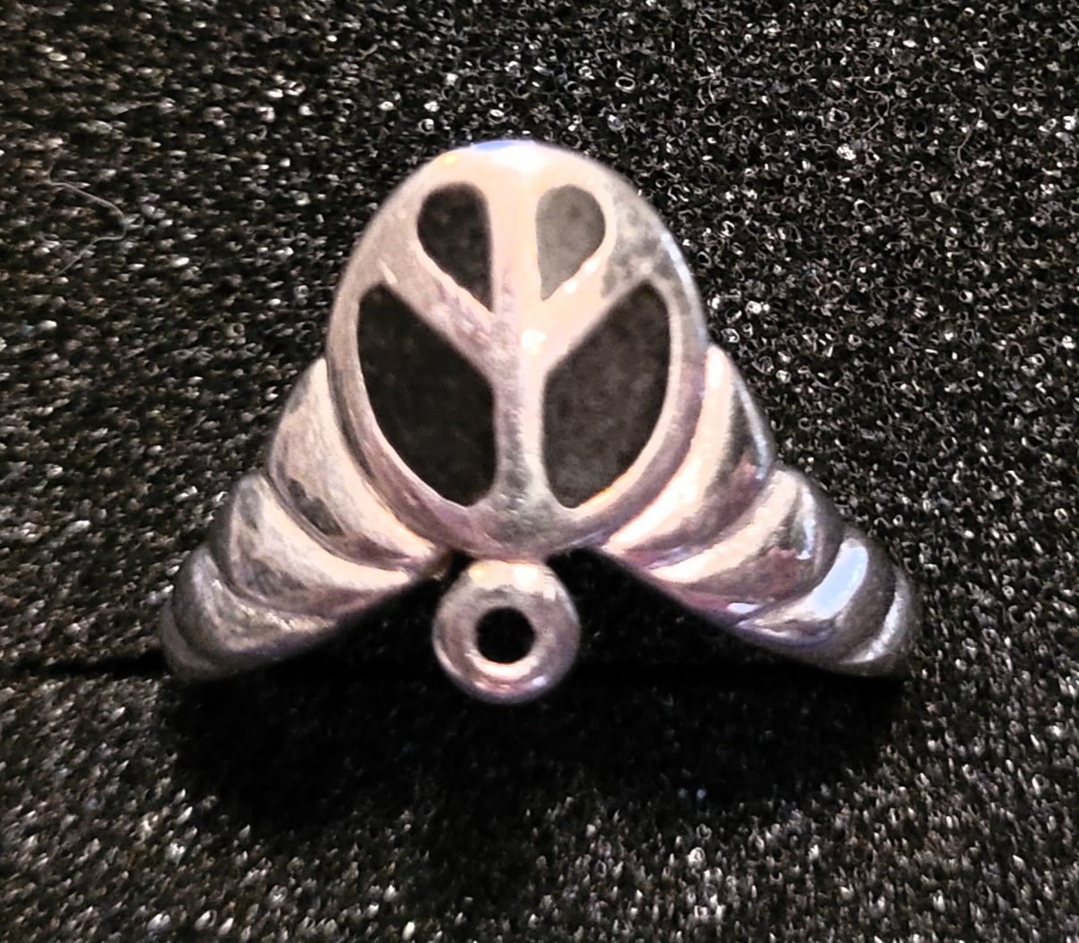 Silver & Black Peace Symbol Sign Ring *New (size 7.5)
