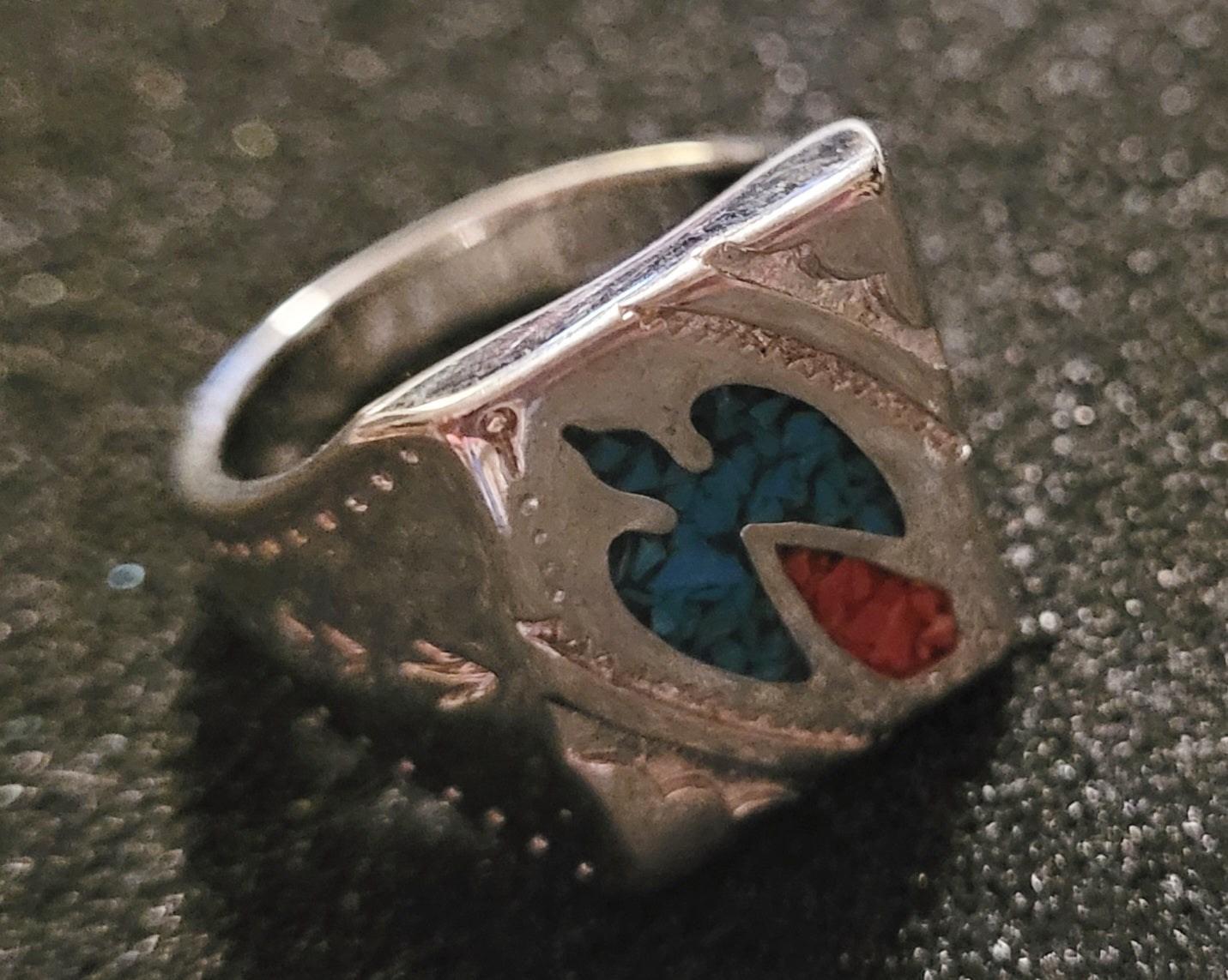 Nice Large Silver Ring w/ Turq. + Coral Inlay Ring (sz 6.25) Marked