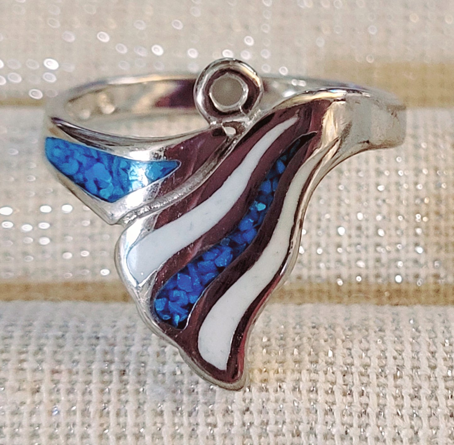 Silvertone Ring with White Enamel & Turquoise Inlay Waves (sz 8.25)