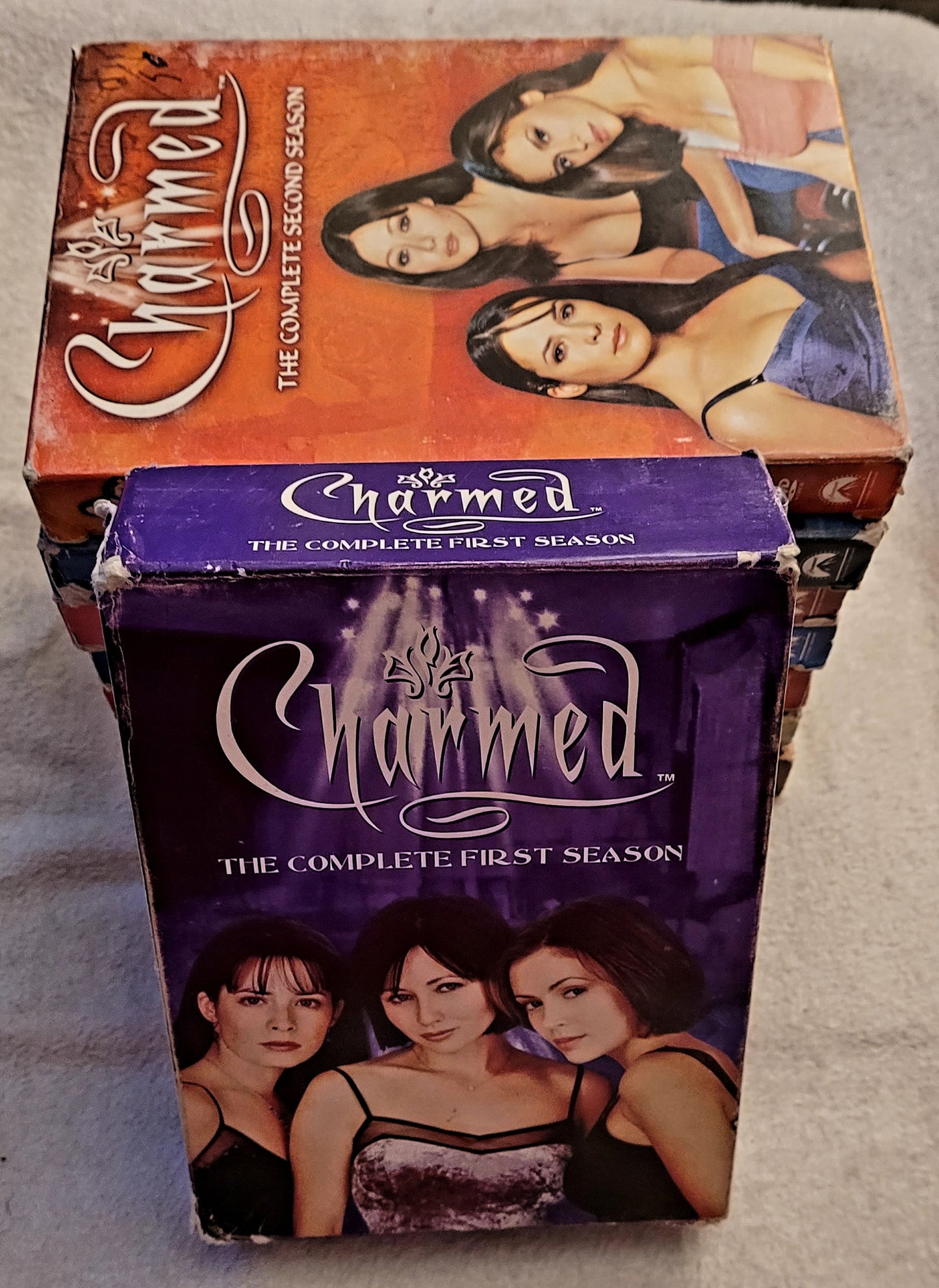 "Charmed" DVD Collection: ALL SEASONS!!