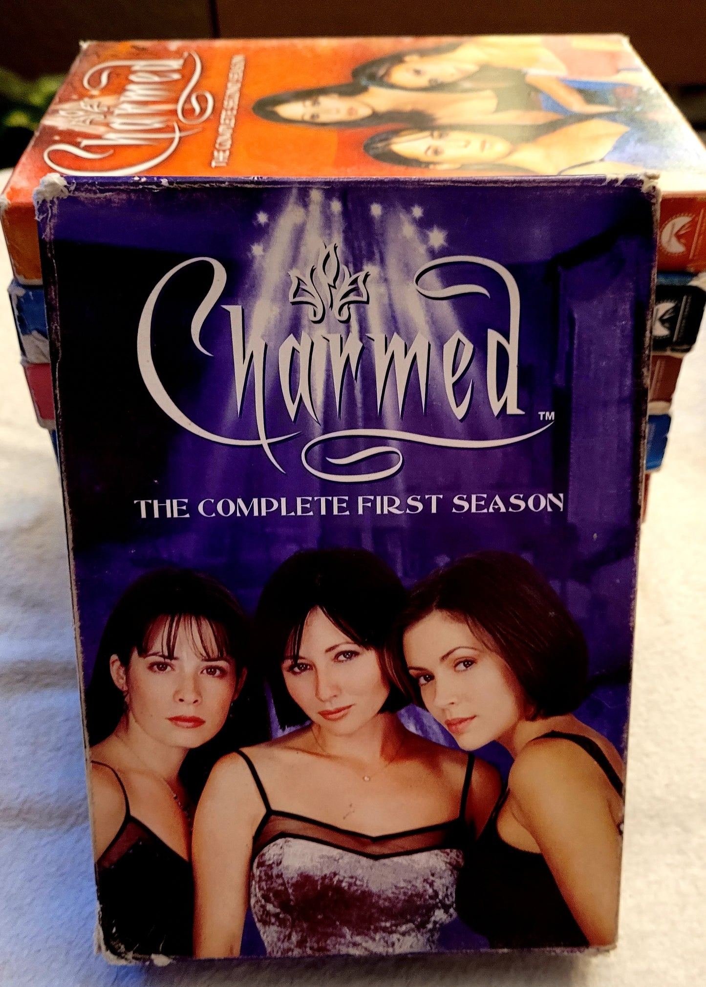 "Charmed" DVD Collection: ALL SEASONS!!