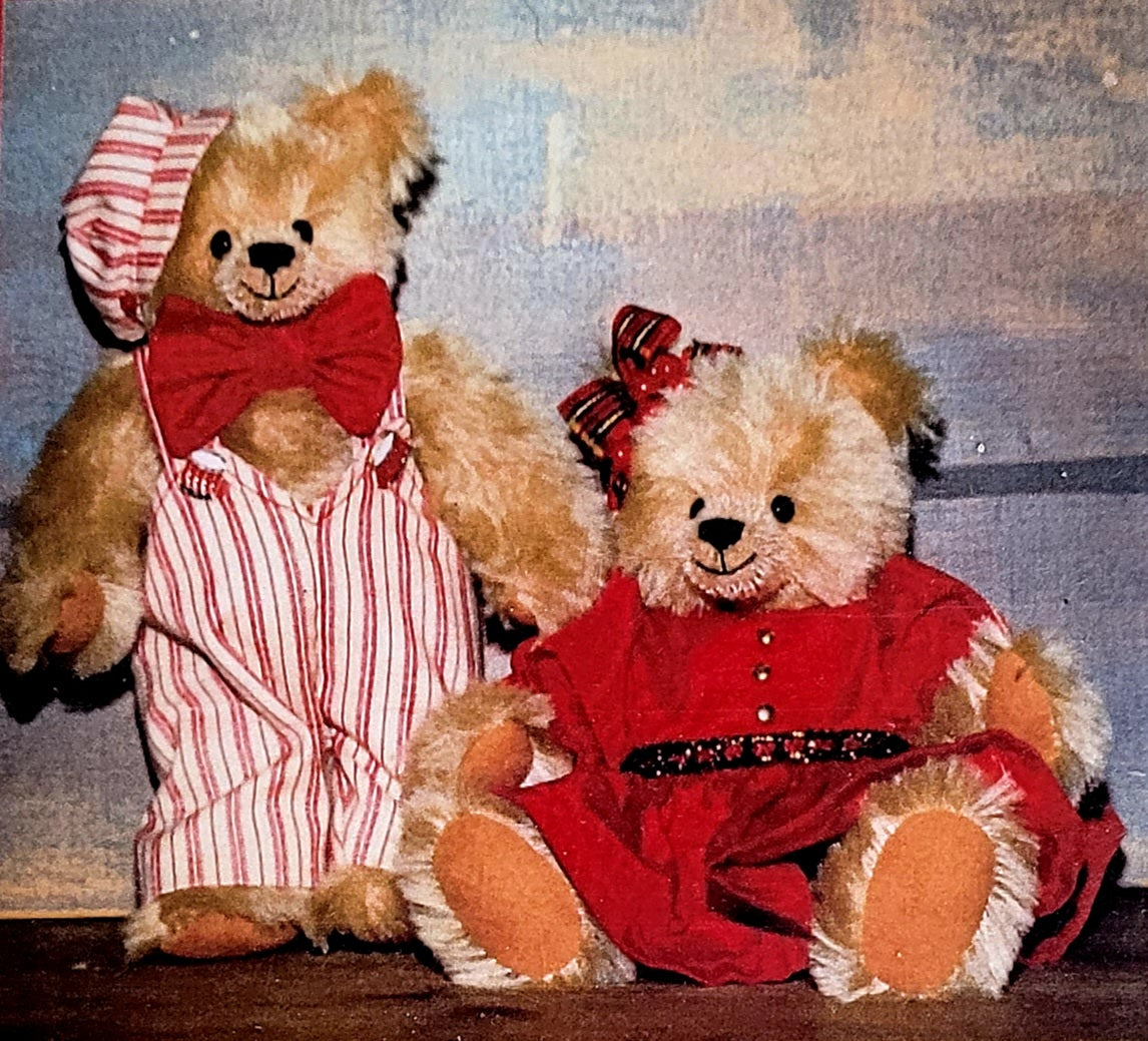 'Jenny Lynn & Bobby' Two 8" Teddy Bear Patterns (#105)