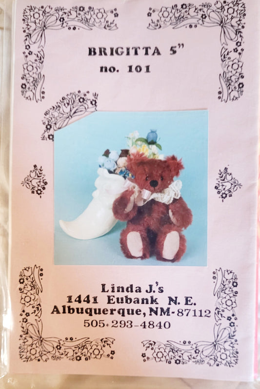 'Brigitta' An Adorable 5" Teddy Bear Pattern (#101)