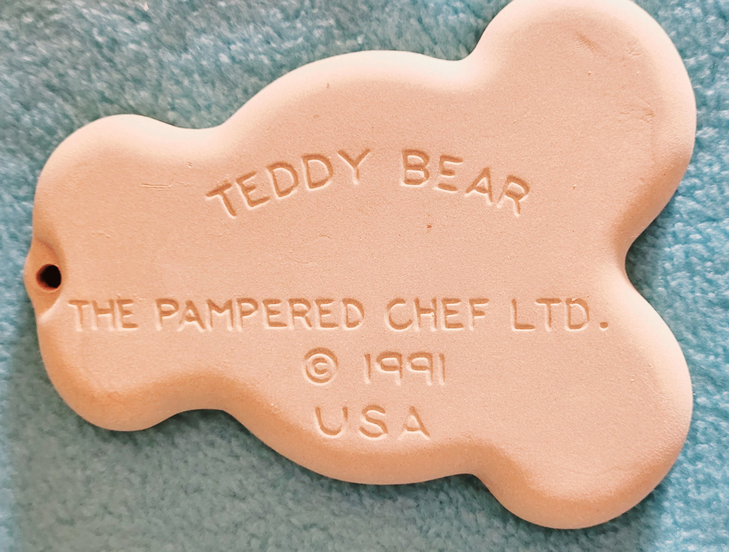 The Pampered Chef "Teddy Bear" Vintage 1991 Ceramic Cookie Mold (New)