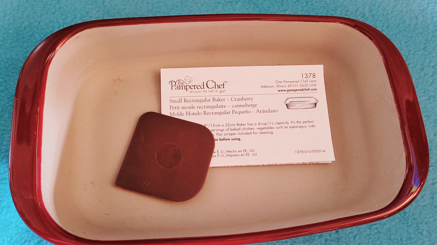 Pampered Chef Small Rectangle 1 Qt. Cranberry Baker #1378
