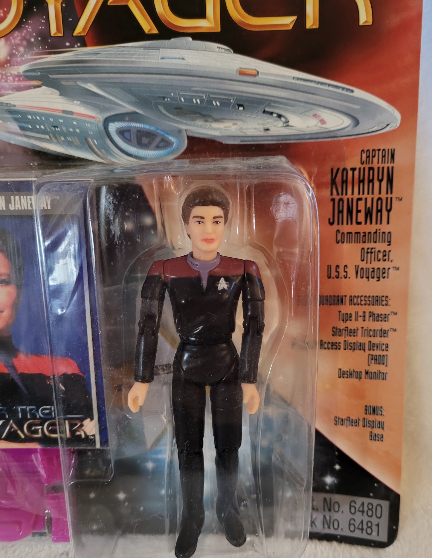 Star Trek Voyager: Captain Janeway Action Figure