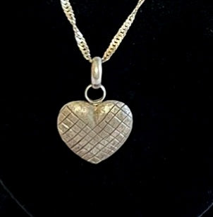 Beautiful *Sterling Silver Solid Heart 10.75" Necklace