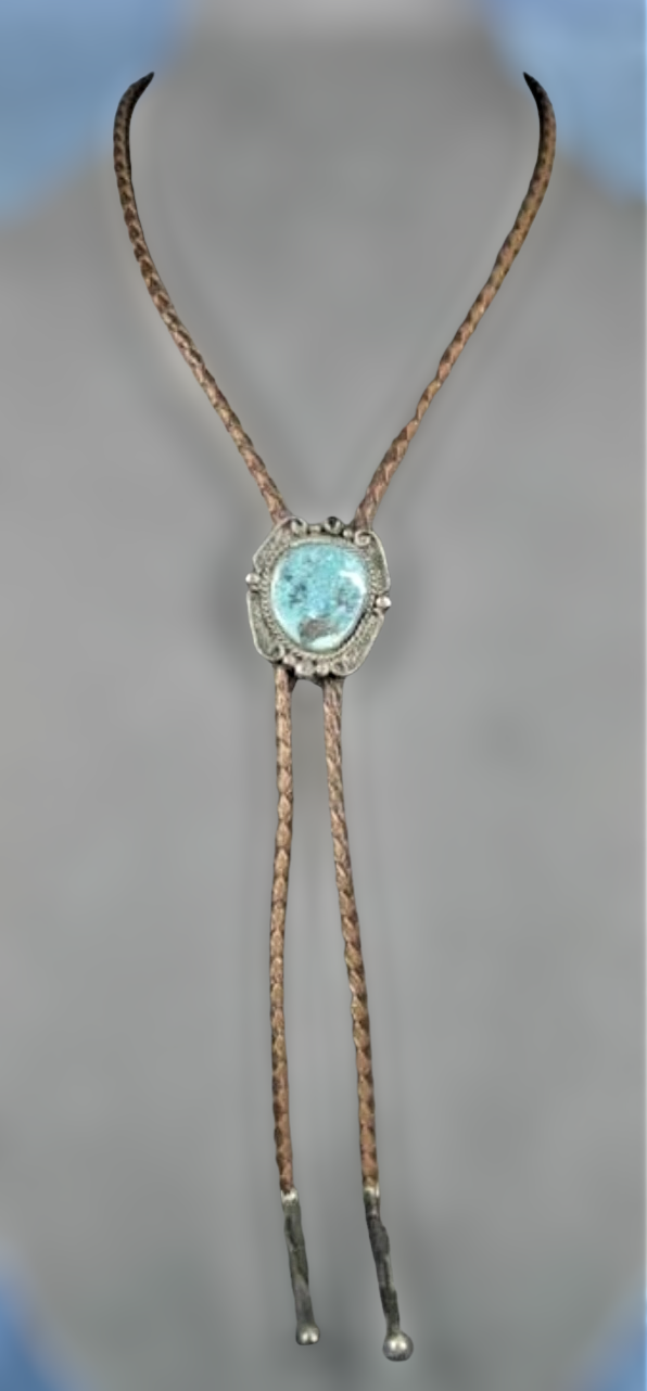 Vintage Sterling Silver & Turquoise SouthWest Style Bolo Tie
