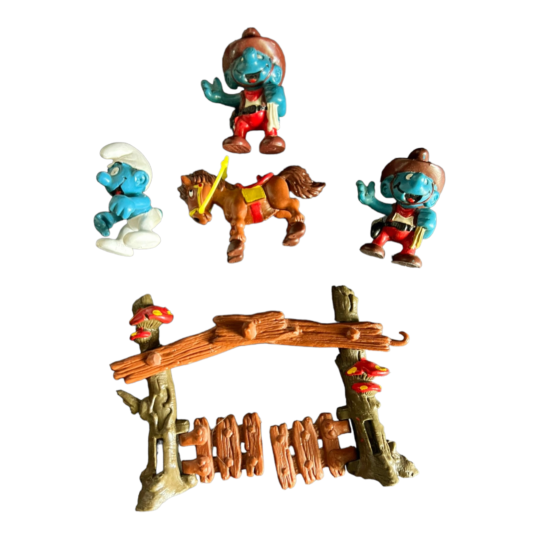 Vintage  *Western Themed Smurf Figures Schleigh Peyo 1978