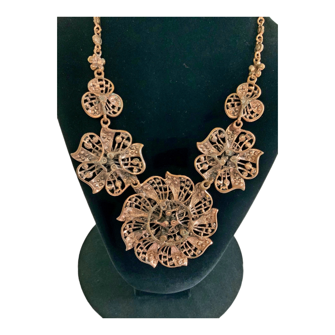 Stunning *Multiple Flowers Copper Necklace