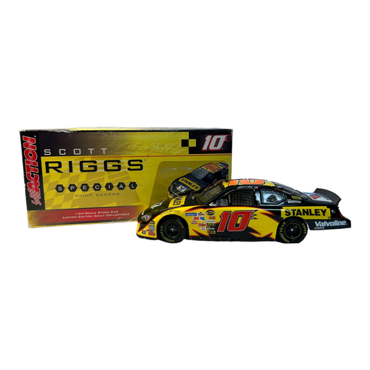 NIB *Scott Riggs #10 / 2006 1:24 Stanley Tools Die Cast Car