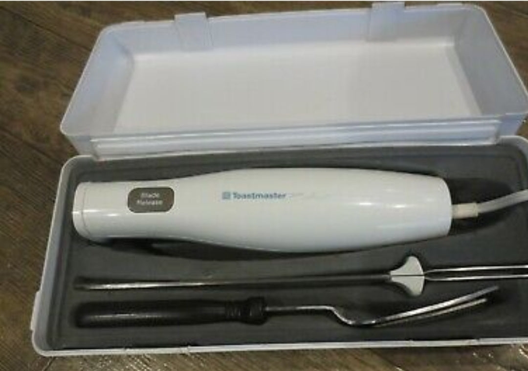 Toastmaster Platinum Electric Knife And Fork Set With Case Model 6116S