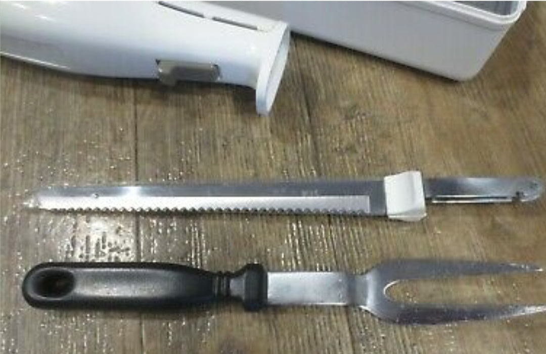Toastmaster Platinum Electric Knife And Fork Set With Case Model 6116S