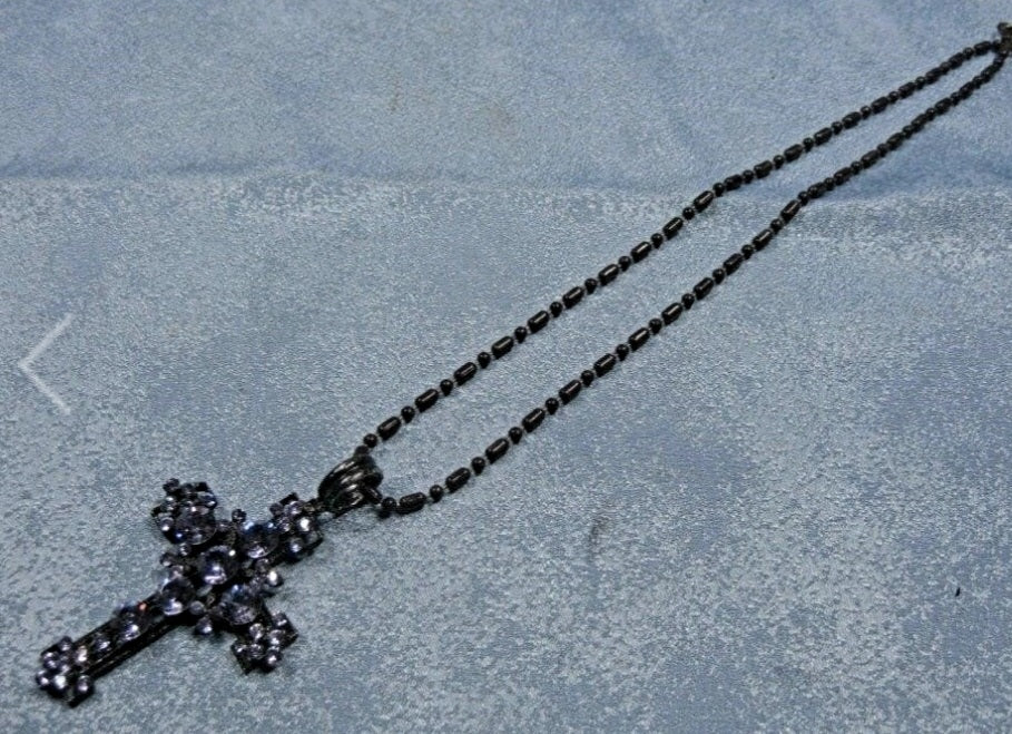 Beautiful Purple Rhinestone Cross Fashion 15" Necklace *Great