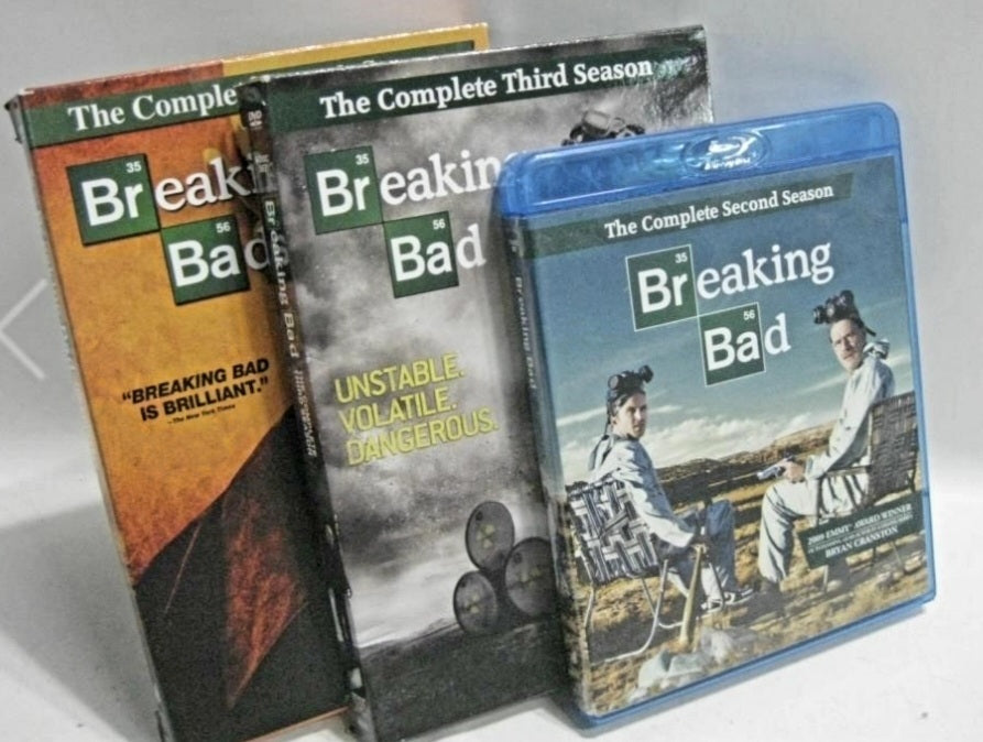 BREAKING BAD - Complete Seasons 2/3/4 (9 disc DVD Set/All 39 Episodes)