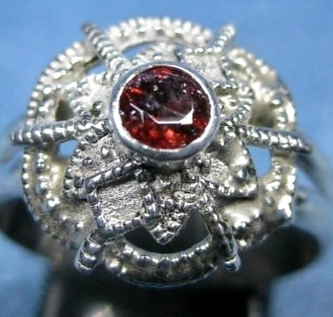 Dainty Sterling Silver & Ruby Red Garnet Ring *sz7.5