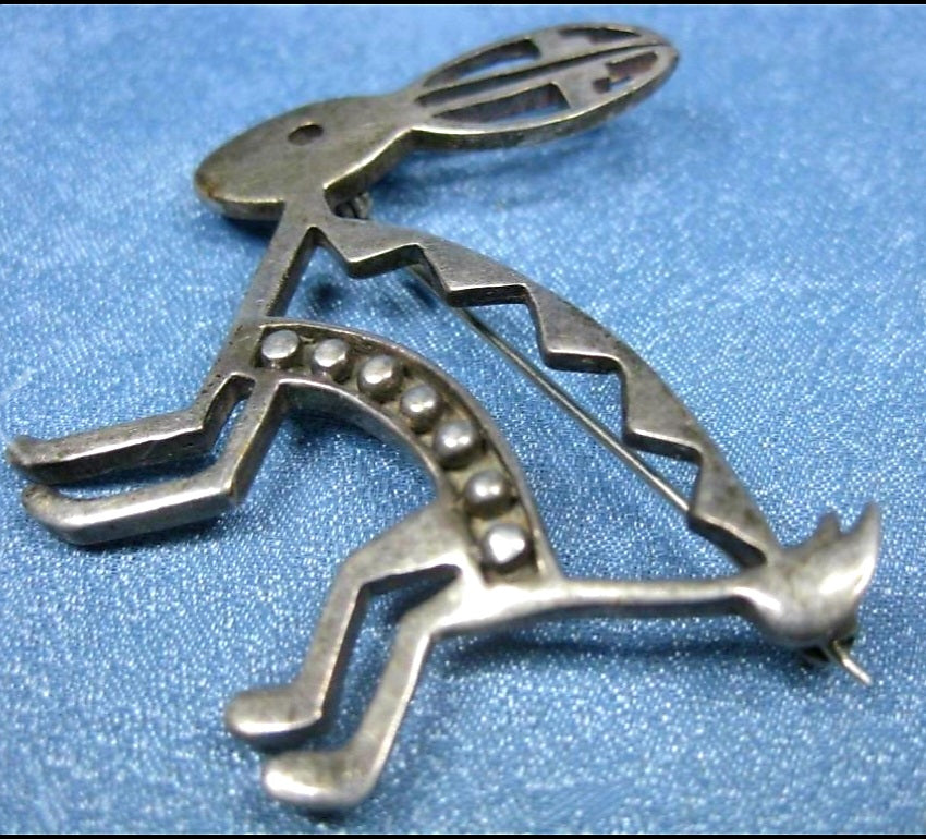 Vintage Hopping Rabbit Navajo Sterling Silver Native American Jewelry Pin