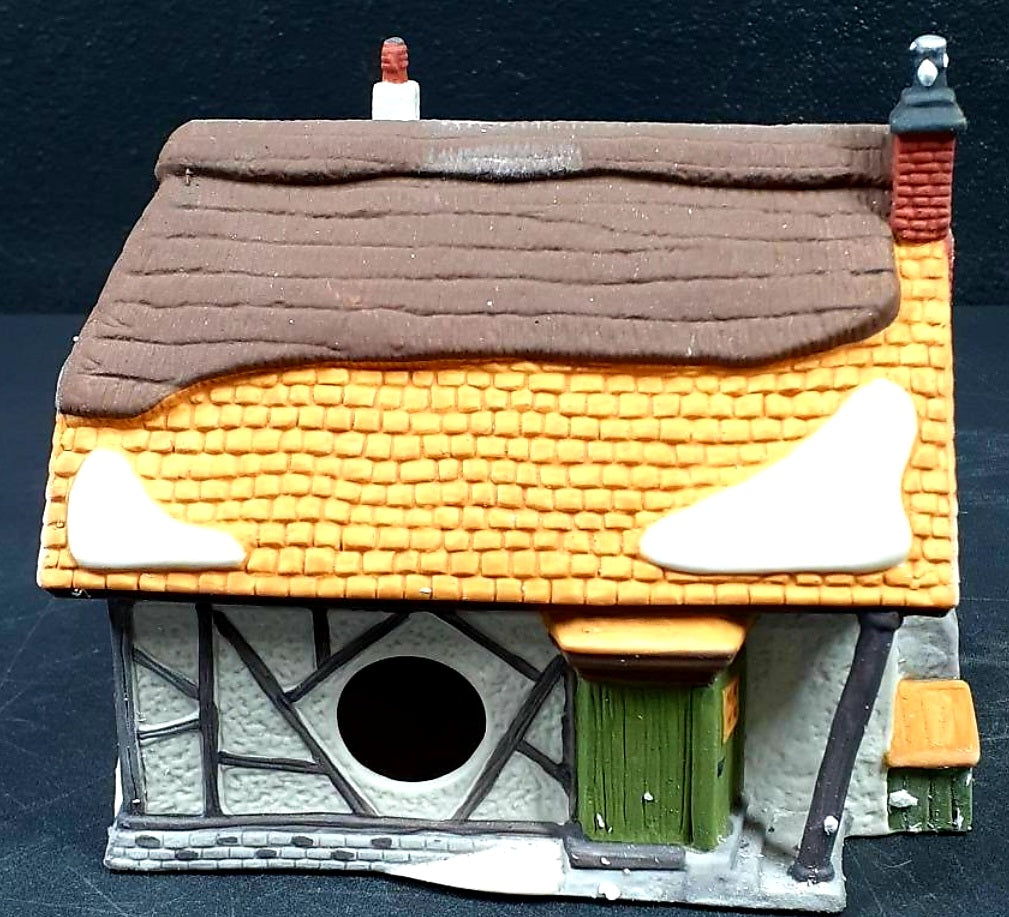 Dept. 56 *Dickens Village Heritage *MAYLIE COTTAGE 1989 (5553-0)