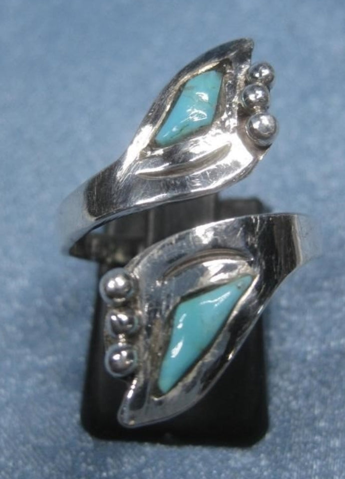 Beautiful Sterling Silver SW Turquoise Ring *Size 7.25