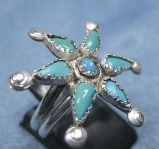 Vintage Native Zuni Sterling Silver Turquoise Flower Ring *Size 6.5