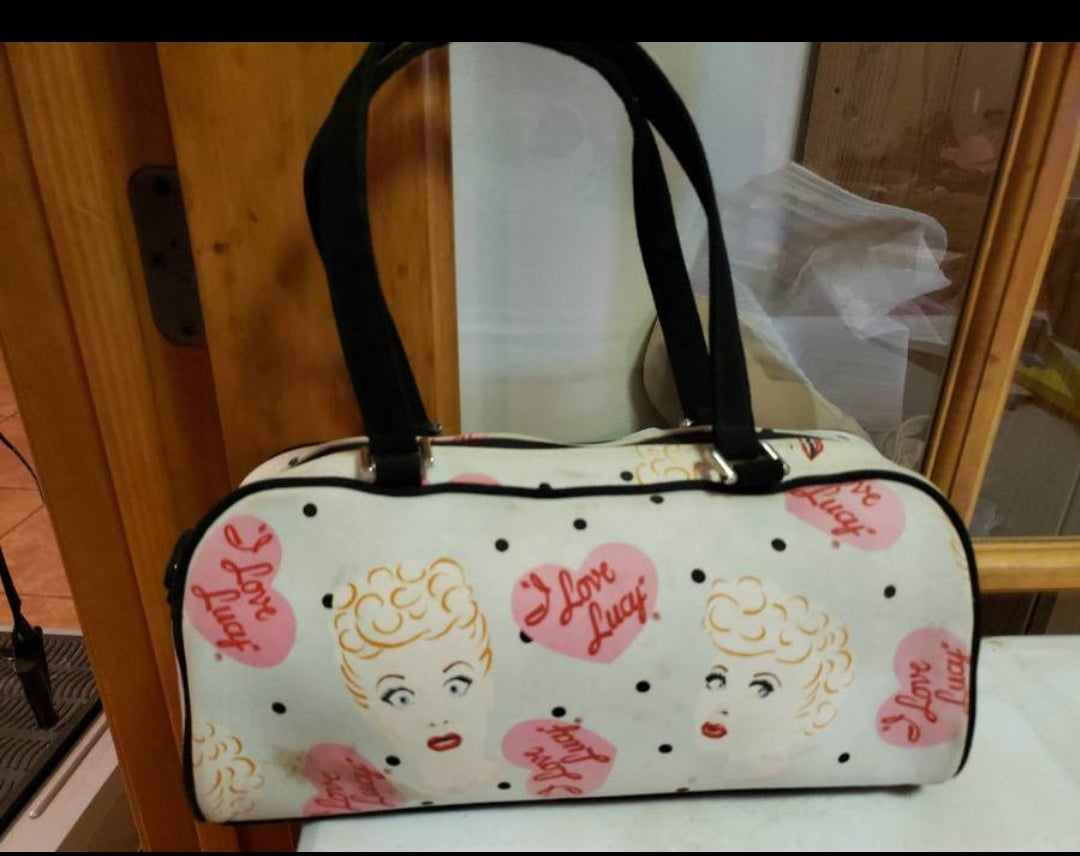 I LOVE LUCY *Over the Shoulder Purse