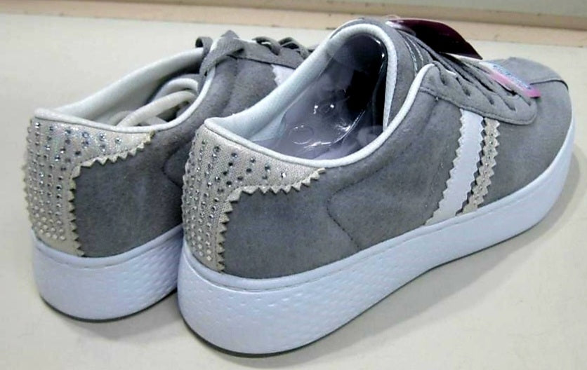 Brand New *SKETCHERS SHOES Women Size 8 (Grey)