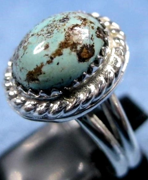 Cute Sterling Silver SouthWest Design Turquoise Ring *Size 8.75