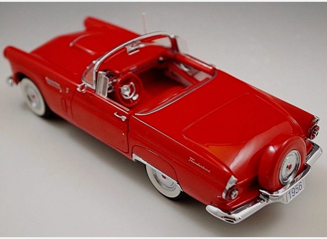 DANBURY MINT 1956 FORD THUNDERBIRD CONVERTIBLE MODEL 1:24 SCALE DIE CAST MIB