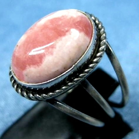 Beautiful Sterling Silver Rhodochrosite Native Ring *Size 5.5
