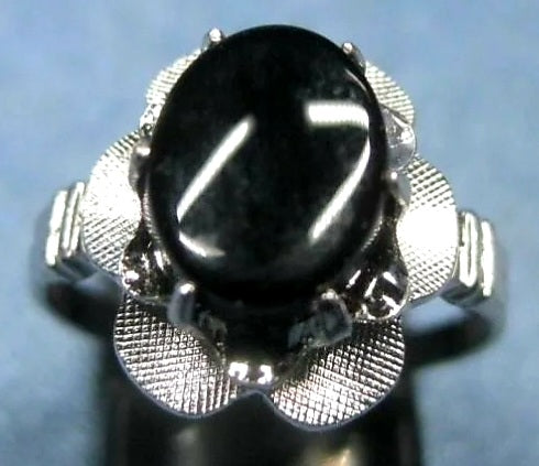 Pretty Sterling Silver Black Onyx Flower Ring *size 7.75