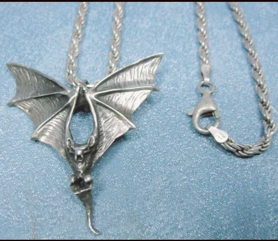 Large Vintage Sterling .925 Silver BAT w/ Wings Extended 17" Necklace
