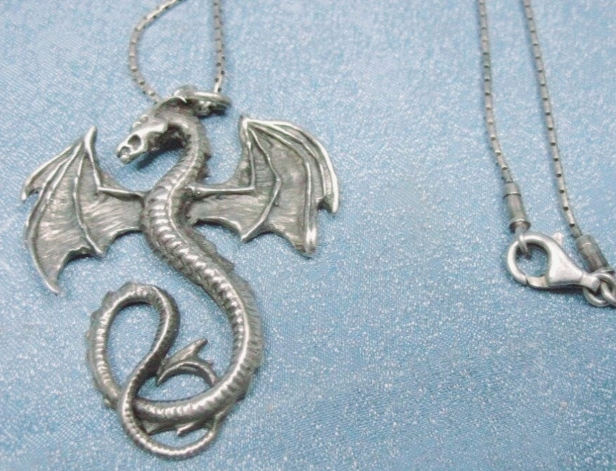 Great Sterling Silver .925 Dragon w/ Wings 16" Necklace