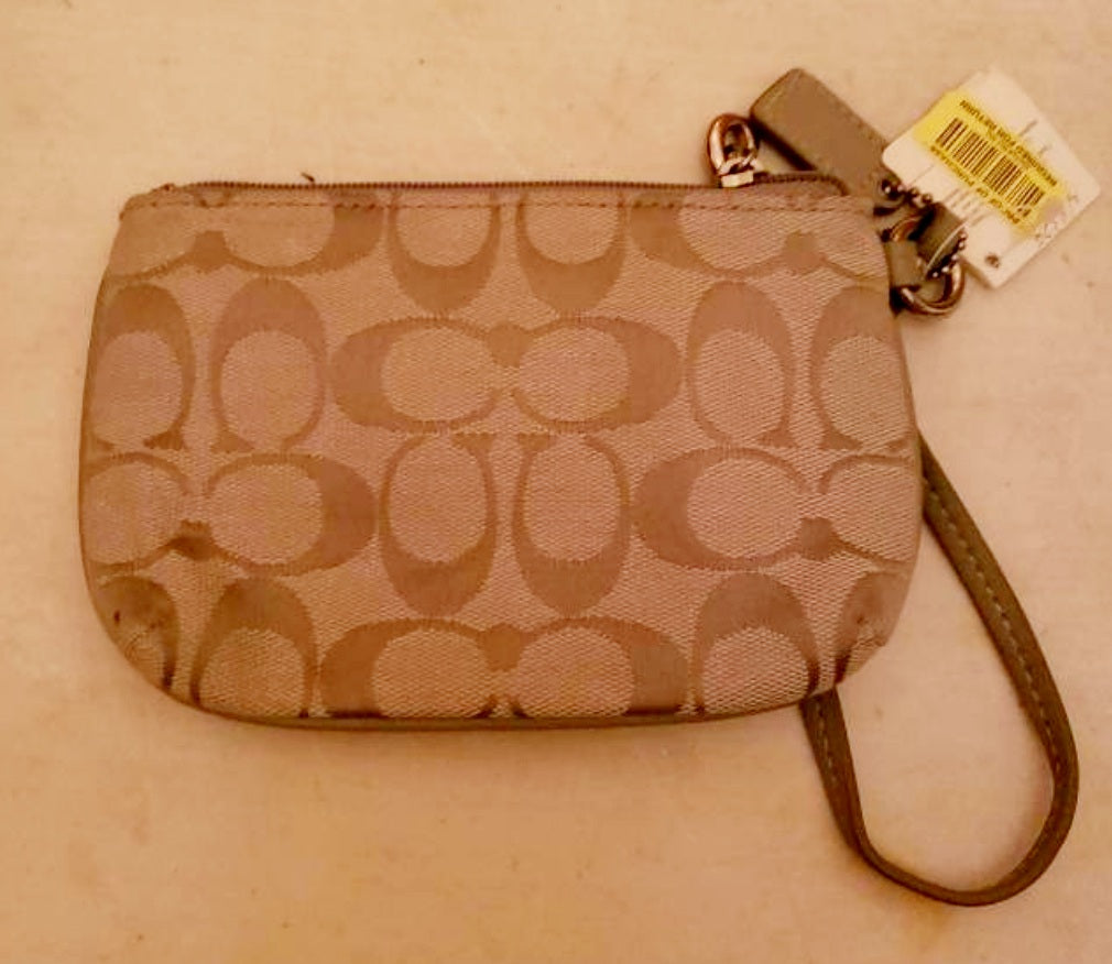 New *Authentic COACH Brown Signature Wristlet (NWT)