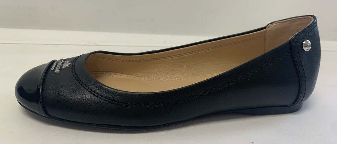 COACH *Black Chelsea Flats Shoes (Size 7b)